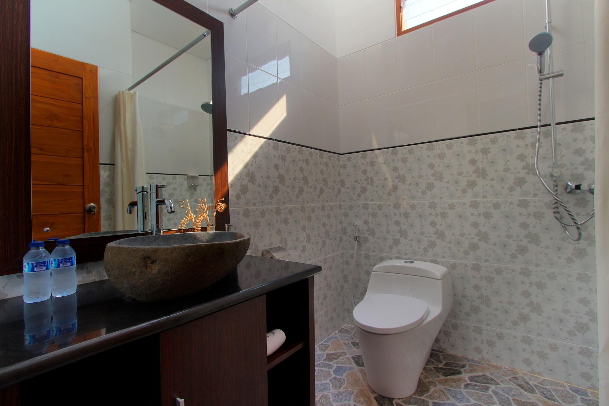 Lotus Tirta Seminyak Hotel Ngoại thất bức ảnh
