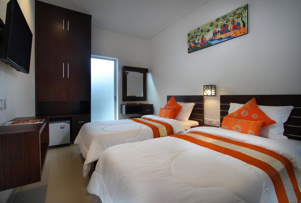 Lotus Tirta Seminyak Hotel Ngoại thất bức ảnh