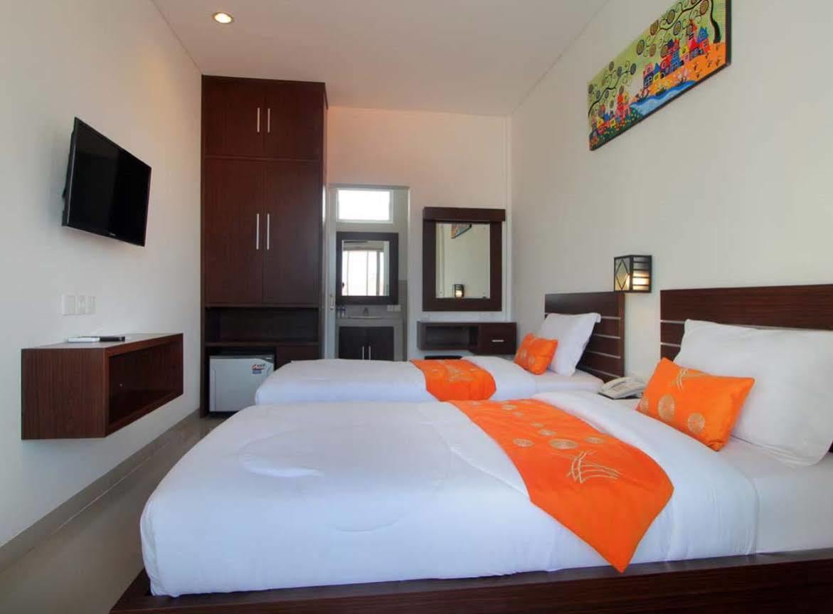 Lotus Tirta Seminyak Hotel Ngoại thất bức ảnh