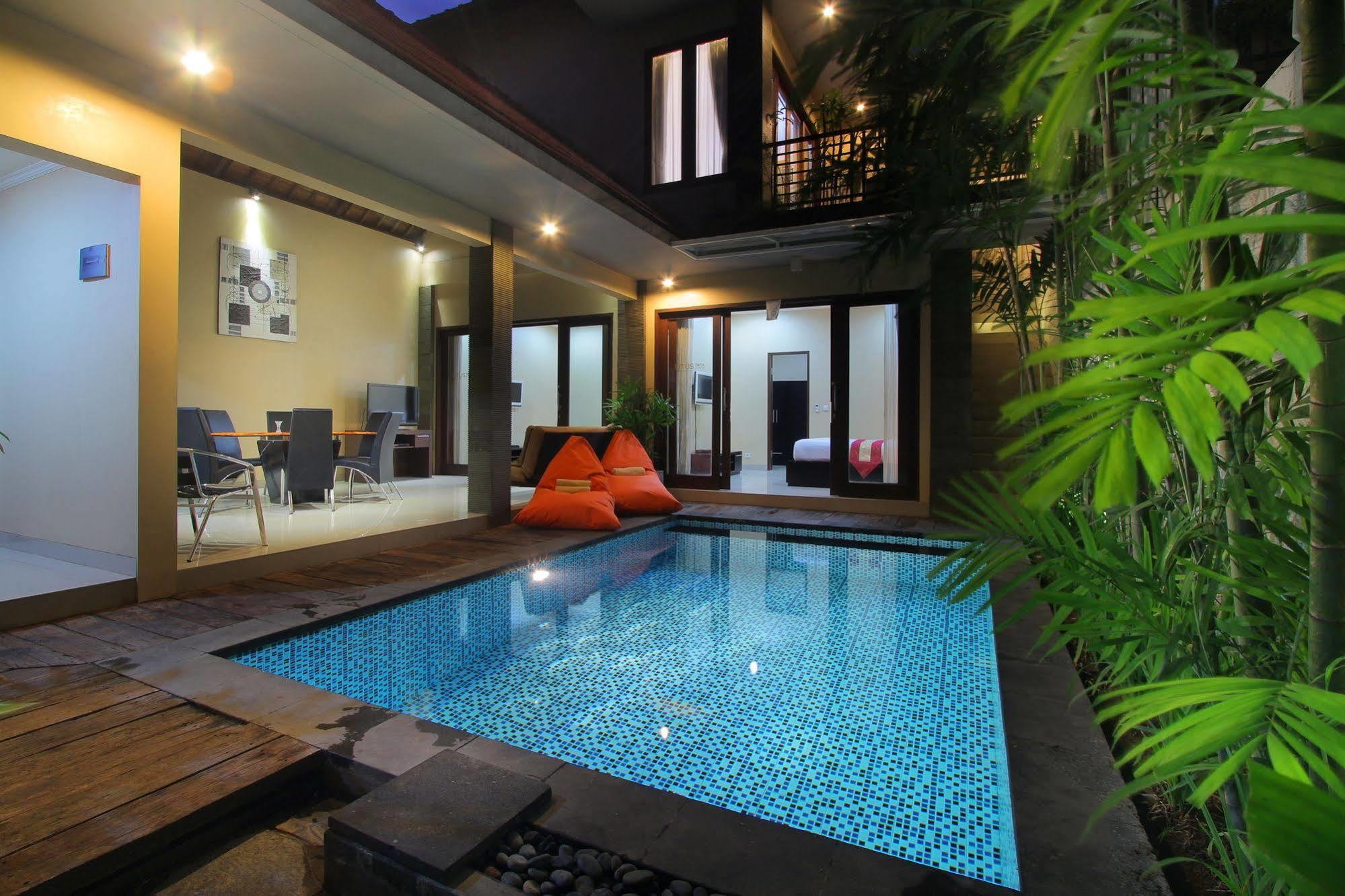 Lotus Tirta Seminyak Hotel Ngoại thất bức ảnh